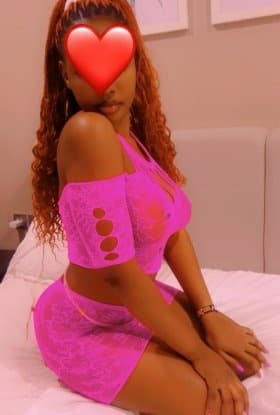 kinky photo 1