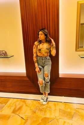 Tiya, 23