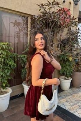 Neha, 24