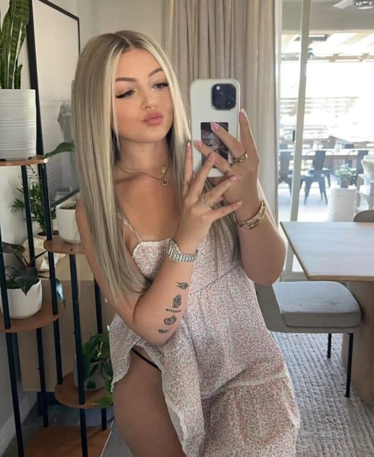 Gemma, 21