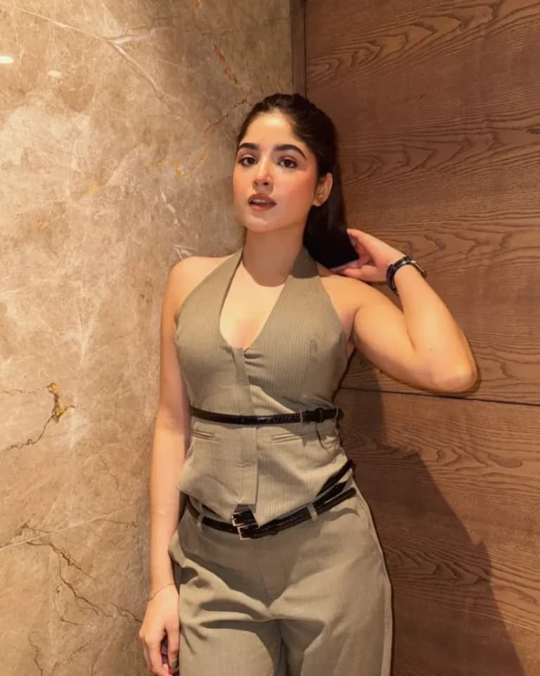 Anjali, 18