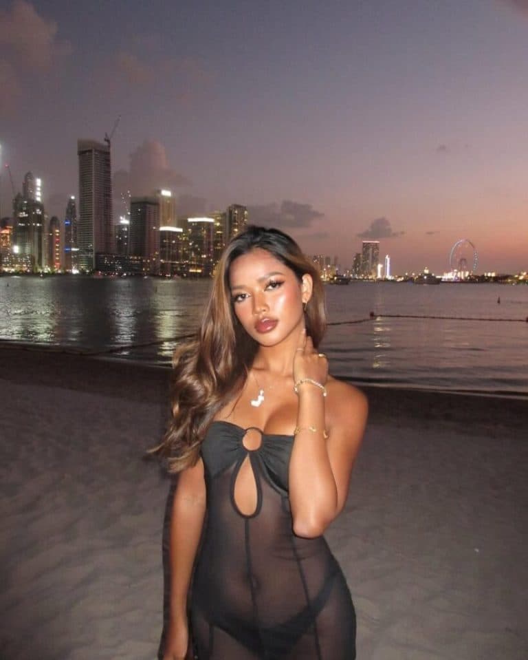 Maya, 24